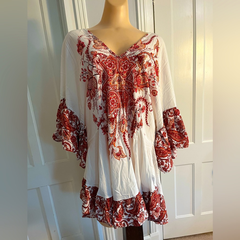 Aveology Tunic -NWT